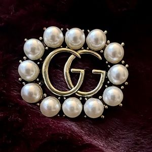 GG Fashion pin brooch